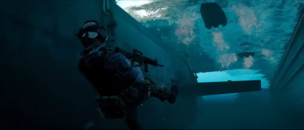 il multiplayer della guerra fredda di merluzzo rivela il nuoto