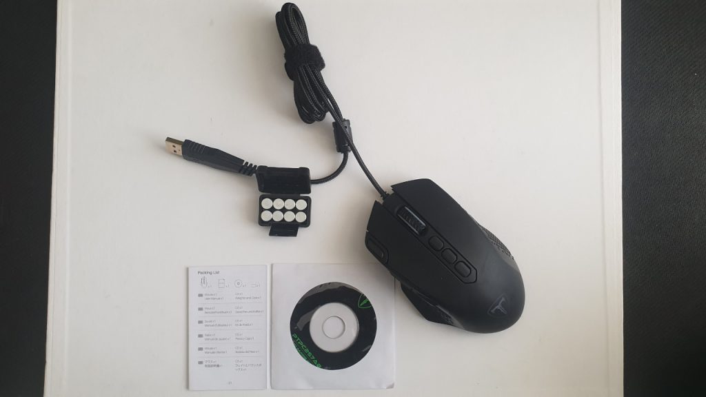 Ambito di fornitura del mouse da gioco Hololife "classe =" wp-image-634912 "srcset =" https://images.mein-mmo.de/medien/2021/01/HoloLife-Gaming-Maus-Lieferbedingungen-1024x576.jpg 1024w, https: //images.mein-mmo.de/medien/2021/01/HoloLife -Gaming-Maus-Lieferbedingungen-300x169.jpg 300w, https://images.mein-mmo.de/medien/2021/01/HoloLife-Gaming -Mouse-scope-of-delivery-150x84.jpg 150w, https:/ / images.mein-mmo.de/medien/2021/01/HoloLife-Gaming-Maus-Lieferbeispiel-768x432.jpg 768w, https: //images.mein-mmo .de / medien / 2021/01 / HoloLife-gaming- mouse -fornitura-780x438.jpg 780w, https://images.mein-mmo.de/medien/2021/01/HoloLife-Gaming-Maus-Lieferbedingungen.jpg 1280w "taglie =" (larghezza massima: 1024px) 100vw, 1024px