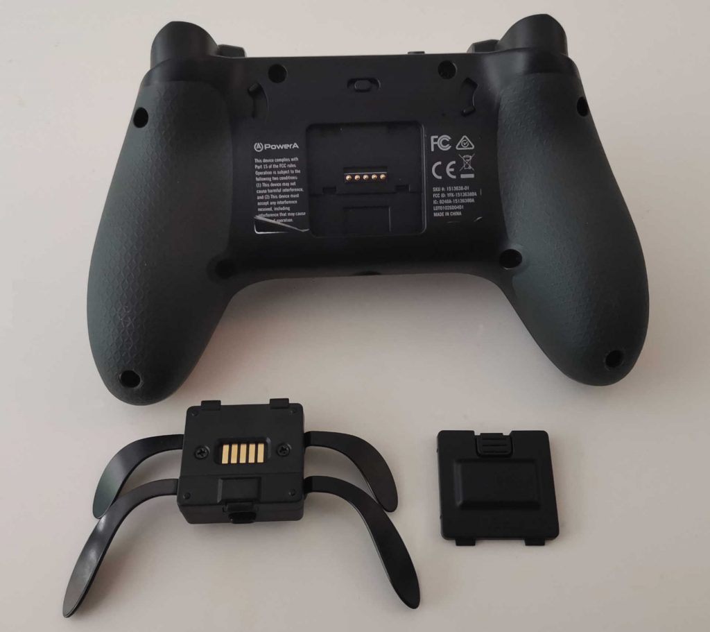 powera fusion pro wireless per ps4 back con modulo e flap "classe =" wp-image-698541 "srcset =" https://images.mein-mmo.de/medien/2021/07/powera-fusion-pro-wireless-para-ps4-backside-with-module-and-flap-1024x911.jpg 1024w, https://images .mein-mmo.de/medien/2021/07/powera-fusion-pro-wireless-fuer-ps4-rueckseite -mit-module-and-flap-300x267.jpg 300w, https://images.mein-mmo. de/medien/2021/07/powera-fusion-pro-wireless-fuer-ps4-rueckseite-mit-modul- und-klappe-150x134.jpg 150w, https://images.mein-mmo.de/medien/2021 /07/powera-fusion-pro-wireless-fuer-ps4-rueckseite-mit-modul-und-klappe-768x684 .jpg 768w, https://images.mein-mmo.de/medien/2021/07/powera- fusion-pro-wireless-fuer-ps4-rueckseite-mit-modul-und-klappe-1536x1367.jpg 1536w, https : //images.mein-mmo.de/medien/2021/07/powera-fusion-pro-wireless -out-ps4-rueckseite-con-module-und-klappe.jpg 1920w "taglie =" (larghezza massima: 1024px) 100vw, 1024px